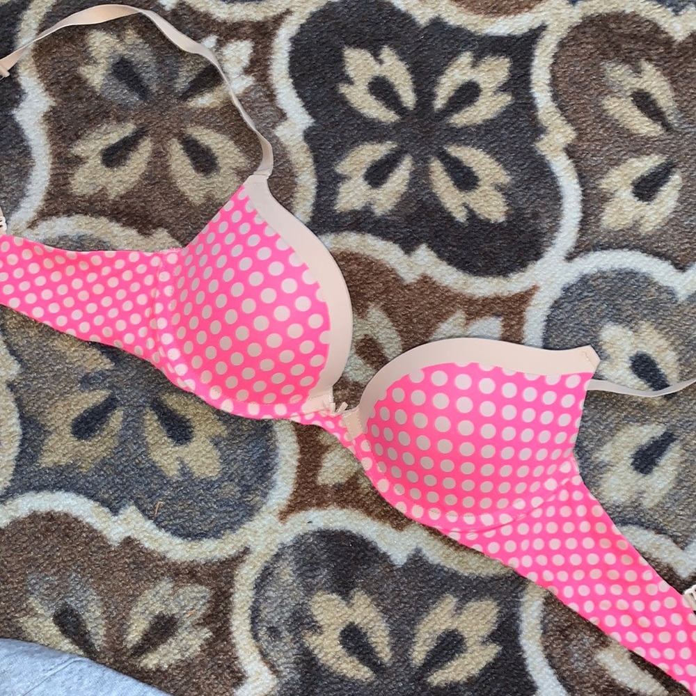 Pink Victoria’s Secret Pink Campus Push-Up